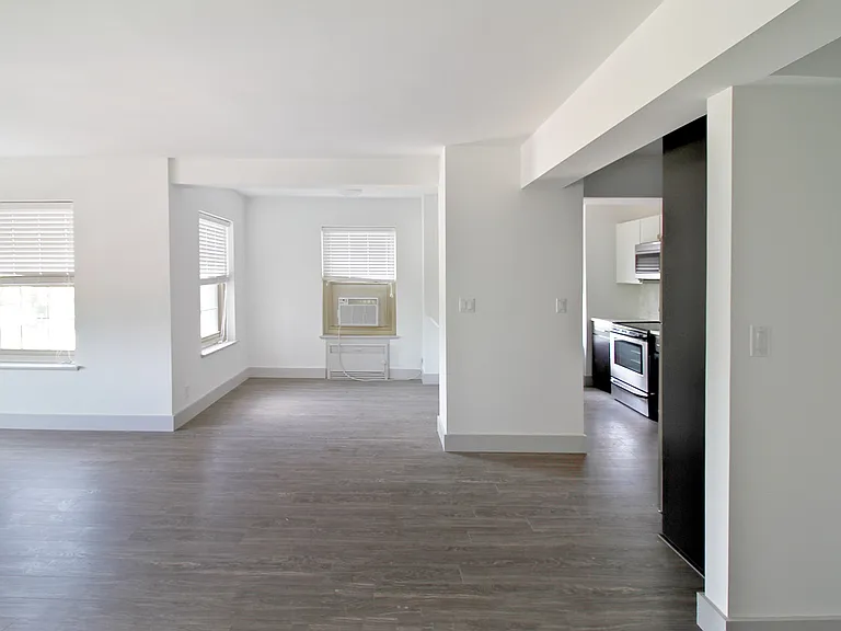 Dining/Living room