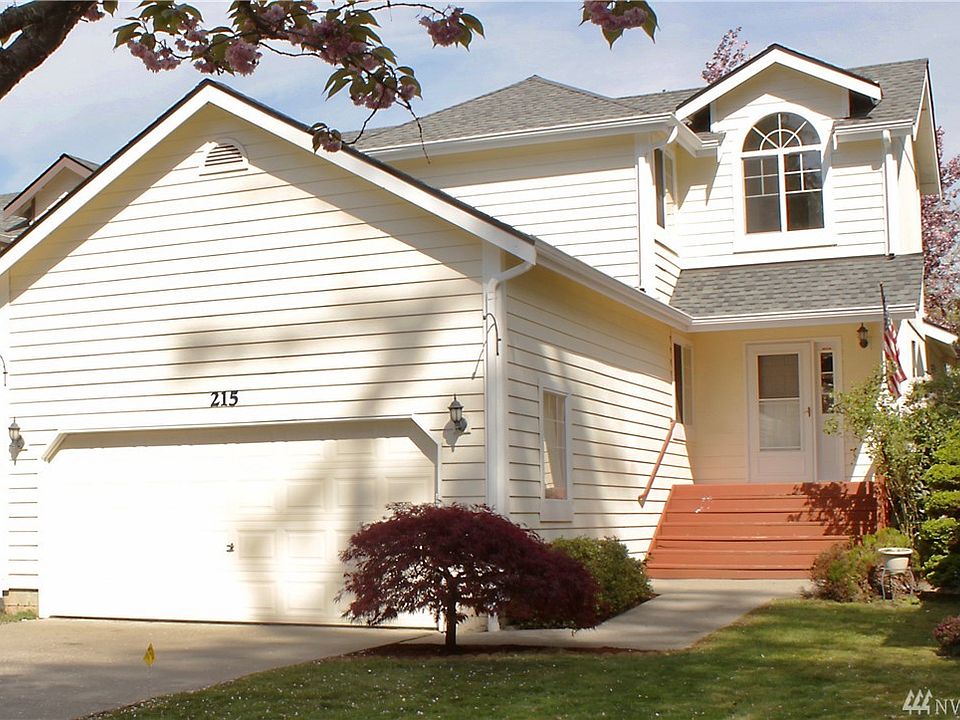 1st image of 215 86th Ave SE