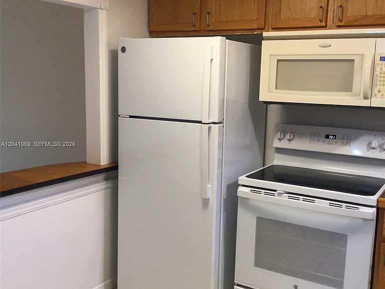 6870 Royal Palm Blvd #111M — Photo 10