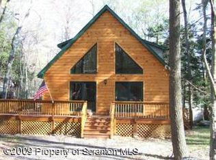 886 Goosepond Rd, Lake Ariel, PA 18436