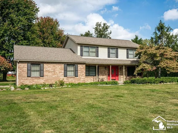 3186 Bluebush Rd, Monroe, MI 48162