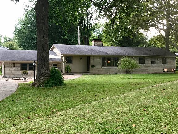 4th image of 485 Tailholt Ln