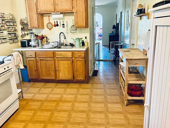 5th image of 1356 N Bell Ave APT 2