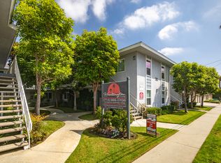 Huntington Knolls Apartment Home, Huntington Beach, CA 92648