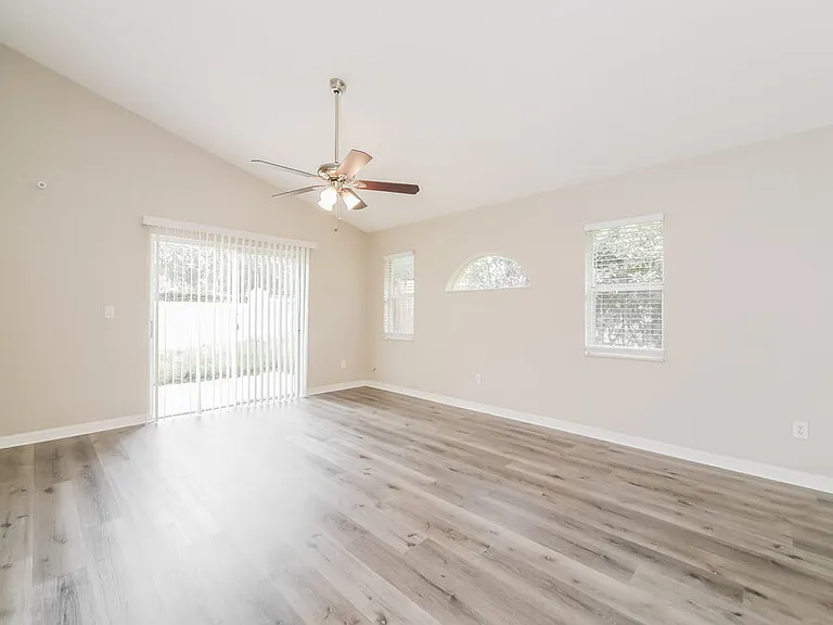 747 Citrus Cove Dr — Photo 7