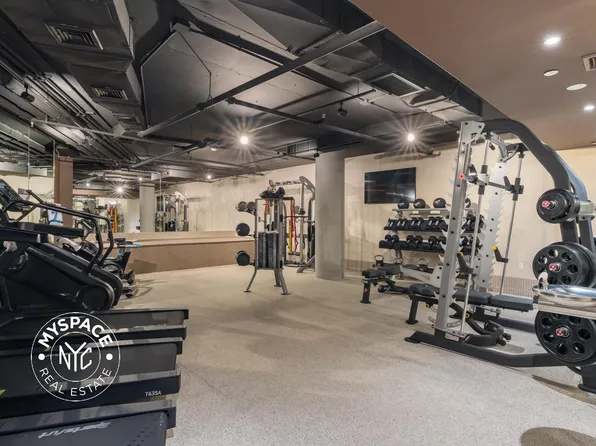 150 Lawrence Street image 23 of 28