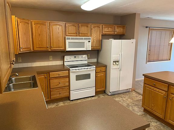 4th image of 3526-3552 McLaughlin Dr #3544