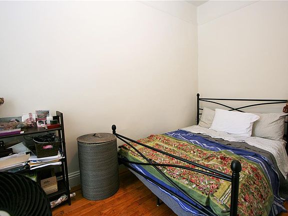 3rd image of 470 Bergen St APT 3F