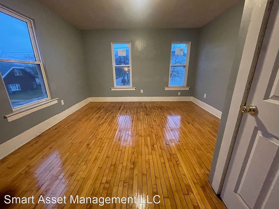 1st image of 3374 N Booth St #3