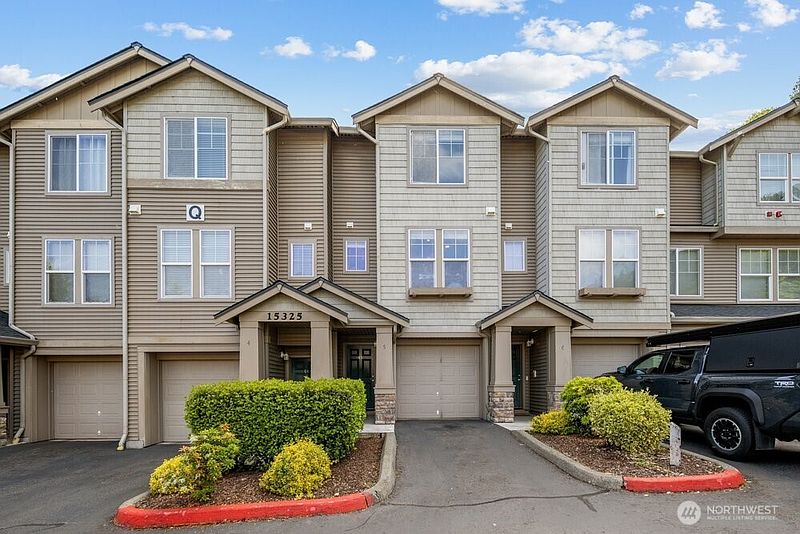 2nd image of 15325 SE 155th Place #Q5
