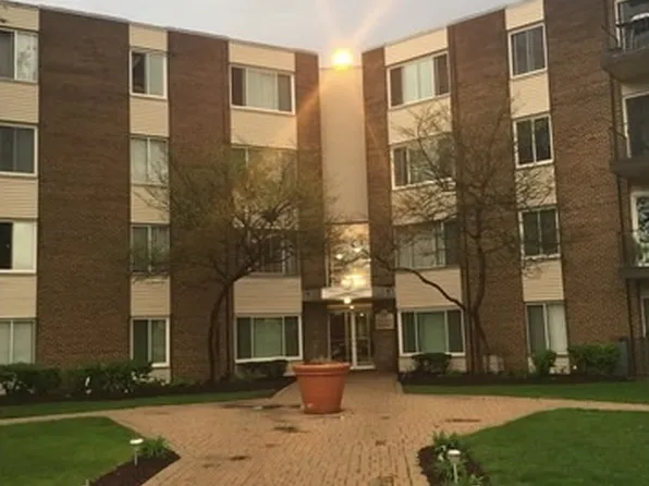 140 W Wood St Unit 224, Palatine, IL 60067