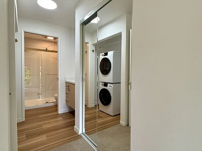 573 Seaver Dr — Photo 17