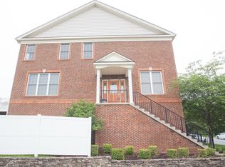 22100 Havenworth Ln, Clarksburg, MD 20871