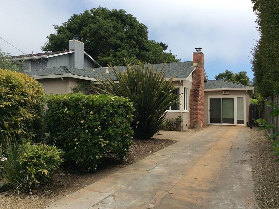 1st image of 527 Townsend Dr