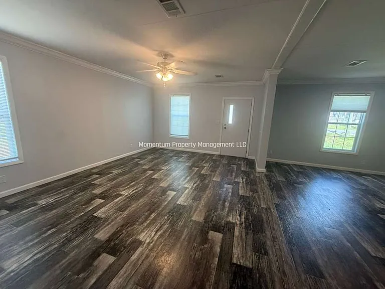7034 Hilton Dr — Photo 5