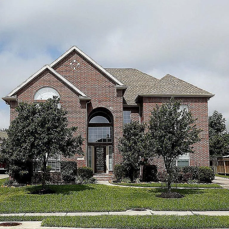 4 bed, 3.5 bath, 3441 sqft, $3,200 — Photo 1