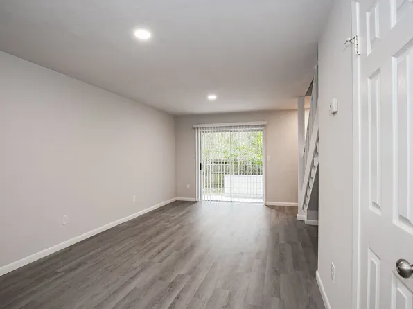 Oak Terrace
