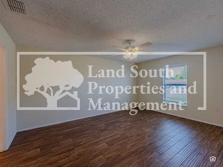 7053 Cascades Ct — Photo 17
