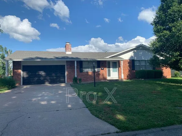 2813 Massachusetts Ave, Joplin, MO 64804