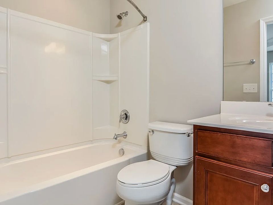 1st image of 8733 Macedonia Lake Dr