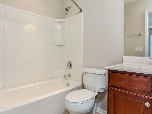 8733 Macedonia Lake Dr, Cary, NC 27518