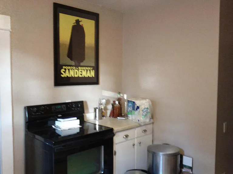 444 Jefferson St NE — Photo 8