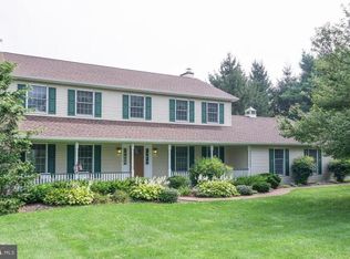 10 Colton Dr, Cochranville, PA 19330
