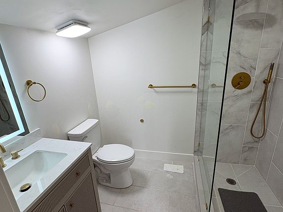 4th image of 2730 S Mole St Floor 1