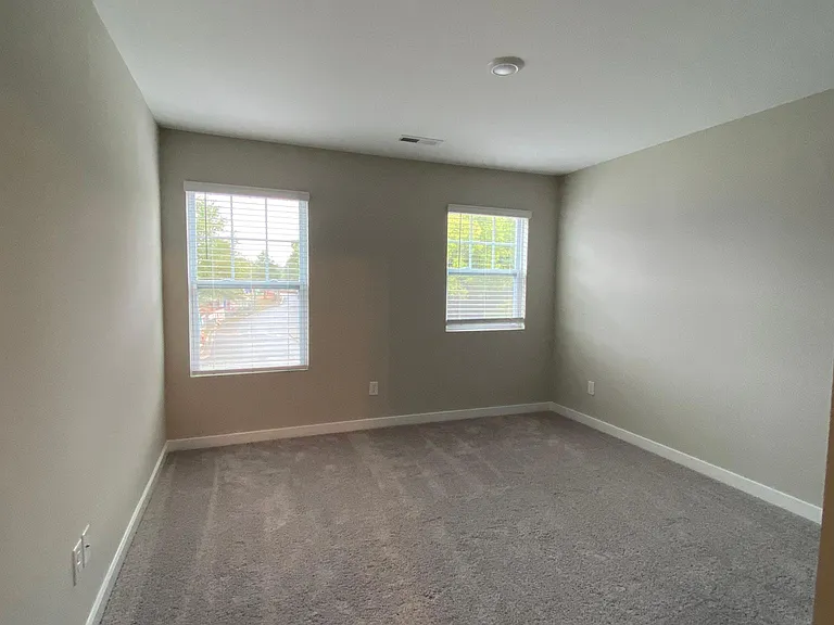 512 Main St — Photo 19