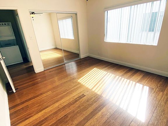 5th image of 1343 N Martel Ave #495