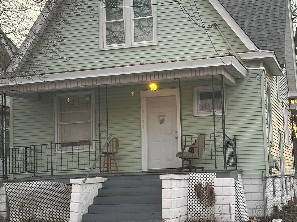 2nd image of 2137 N Wisconsin Ave