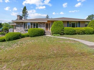 3 Hoyt St, Springvale, ME 04083