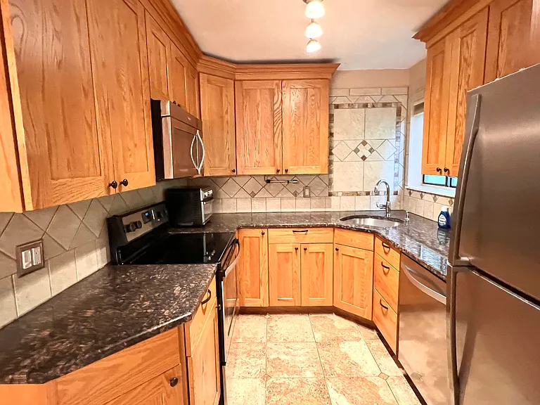 55 Cross St #E7 — Photo 3