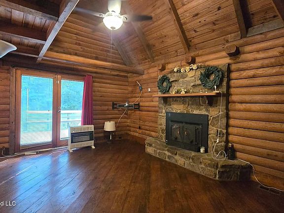 5th image of 4259 N Red Banks Rd