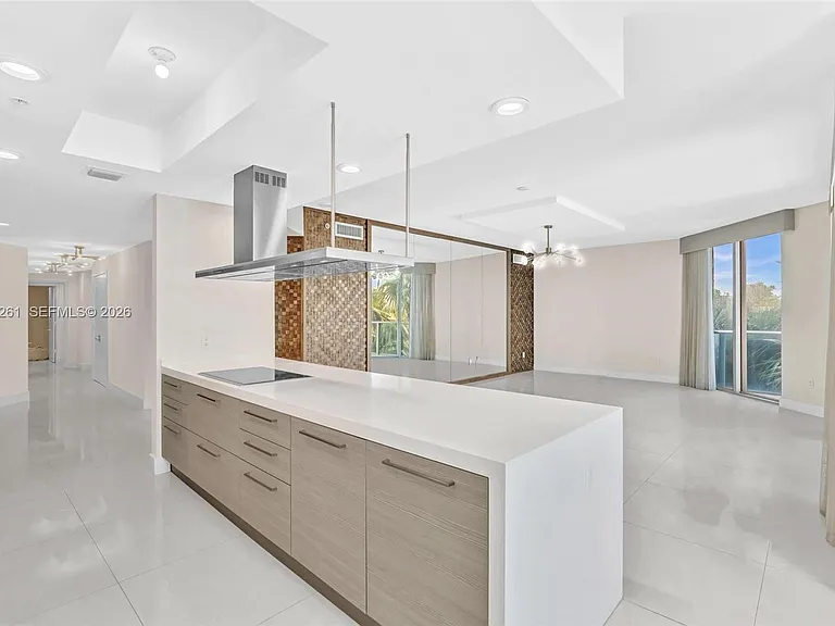 17301 Biscayne Blvd #210 — Photo 8