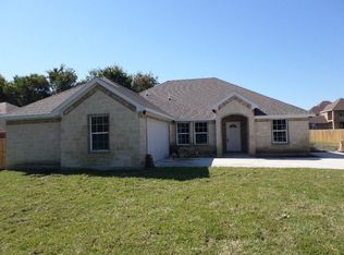 2715 Henry Rd, Lancaster, TX 75134
