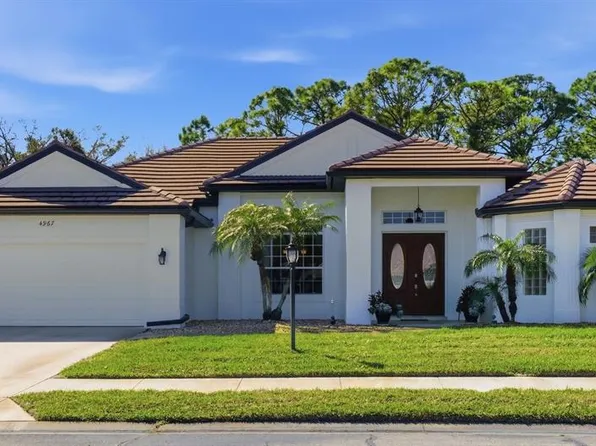 4967 Wild Daisy Ln, Venice, FL 34293