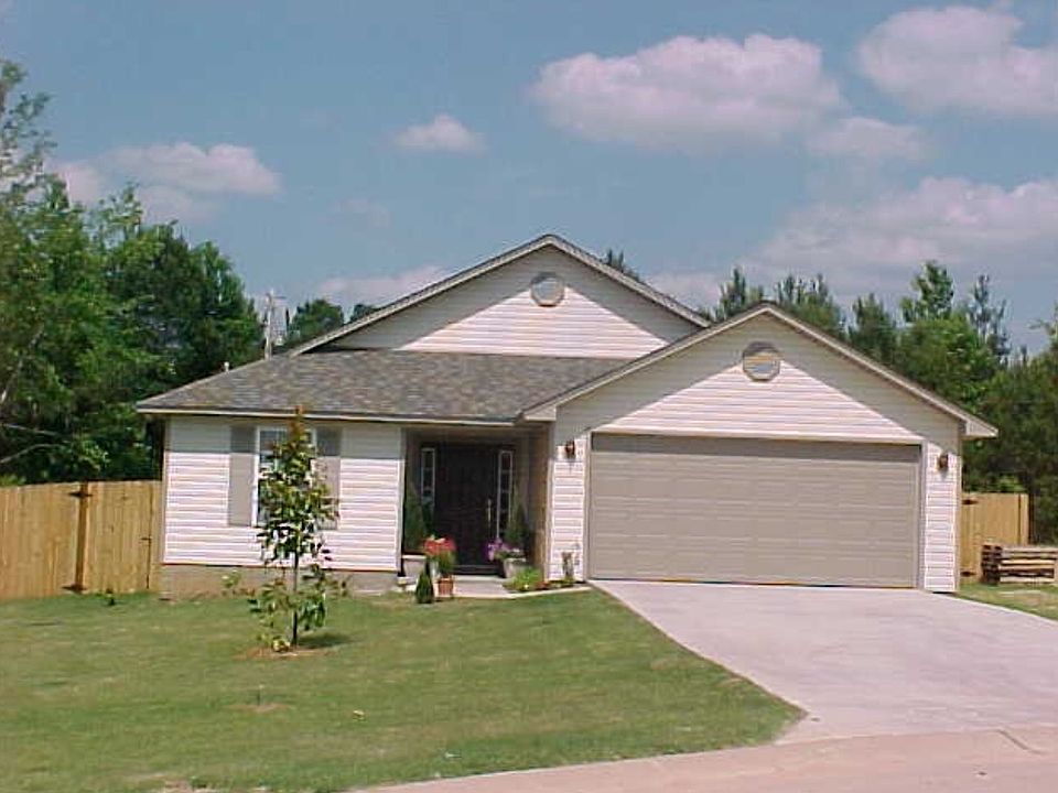1st image of 19 Brenda Dr