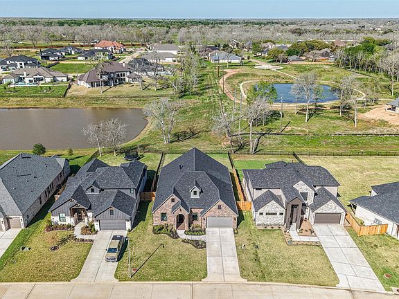 2nd image of 4127 Wooded Isle Way