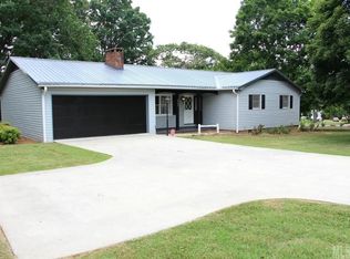 1515 Dyson Rd, Lenoir, NC 28645