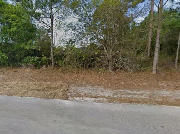 218 Beckley Dr, Lehigh Acres, FL 33974