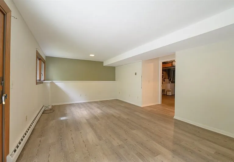14 Currier Pl — Photo 23