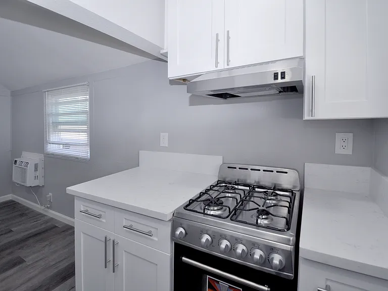 2141 Front St #E — Photo 6