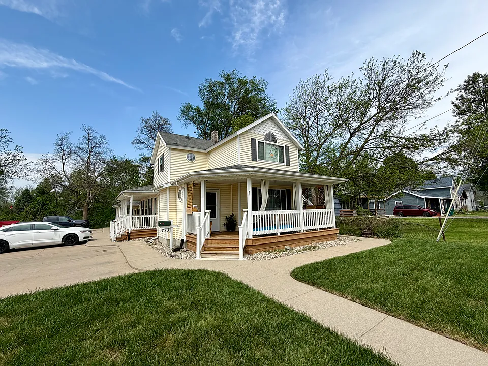 773 E Mount Morris St #3