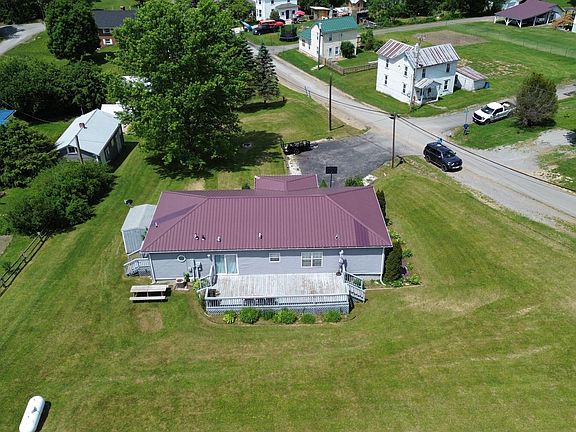 3rd image of 180 3rd Ave