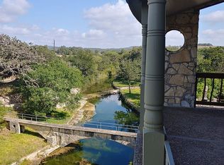 20359 State Highway 16, Helotes, TX 78023