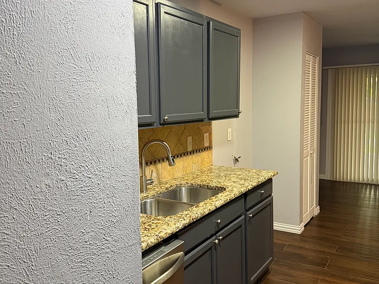 1124 Joshua Tree Dr — Photo 9