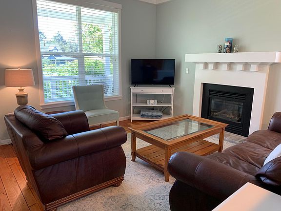 5th image of 158 Elderberry Way