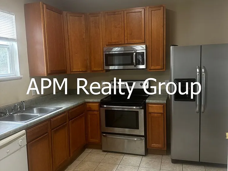 252 Bassett Loop — Photo 9