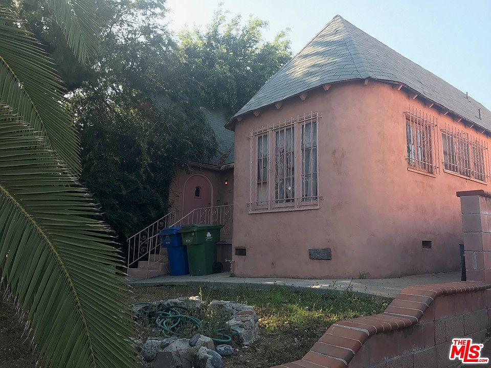 1st image of 739 W 123rd St